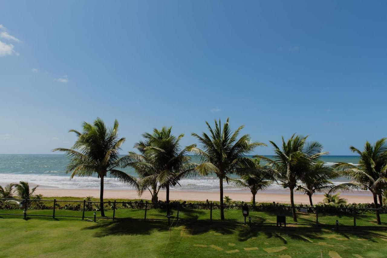 Flat Guarajuba Beira Da Praia Pe Na Areia Exterior foto