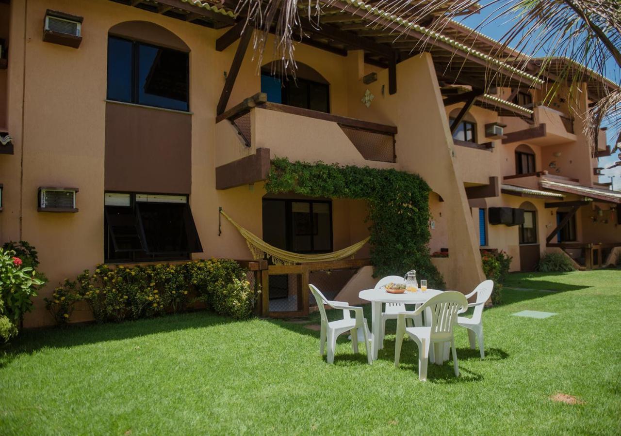 Flat Guarajuba Beira Da Praia Pe Na Areia Exterior foto